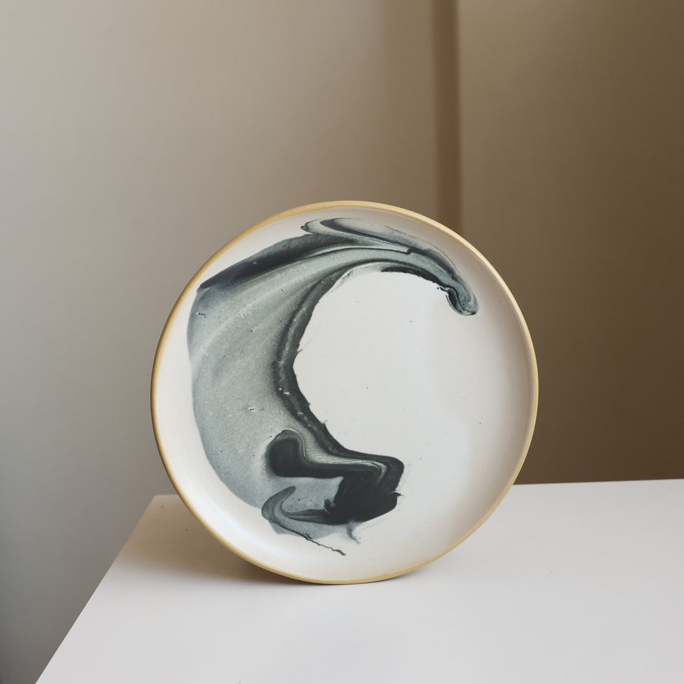 Dinner plate